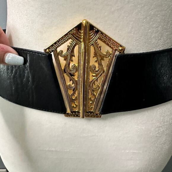 Chanel Black Leather 24K Gold Plated Filigree Corset Belt m